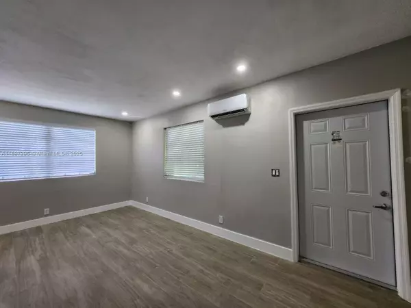 Margate, FL 33063,6395 NW 23rd St