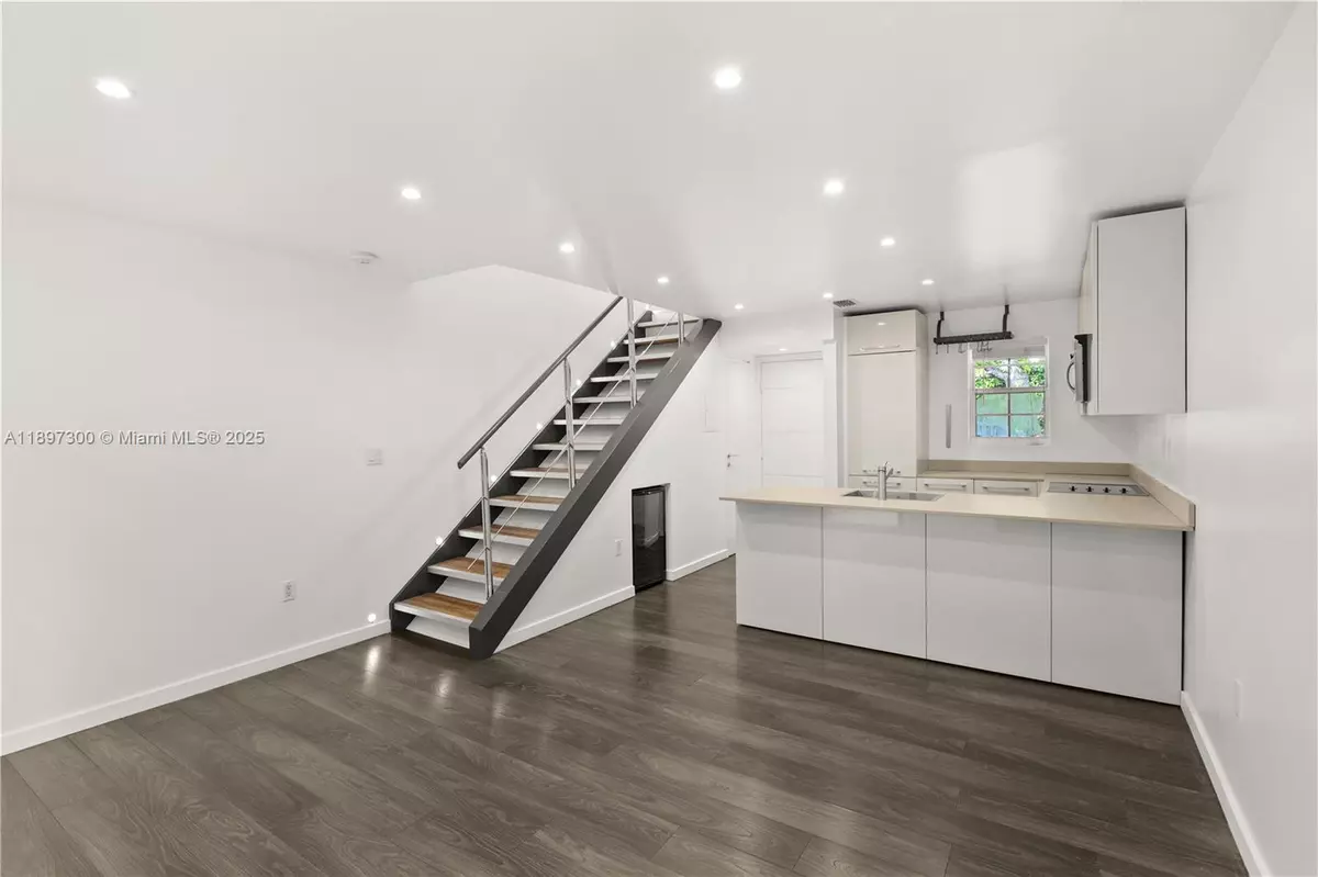 Miami, FL 33133,3130 Bird Ave #3