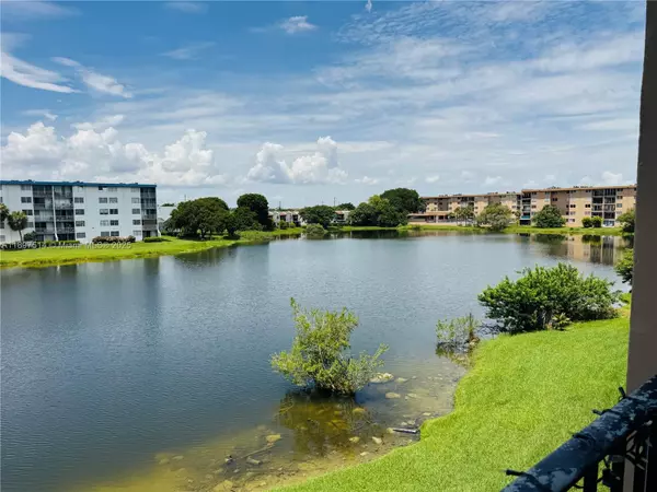 Miami, FL 33172,502 NW 87th Ave #302