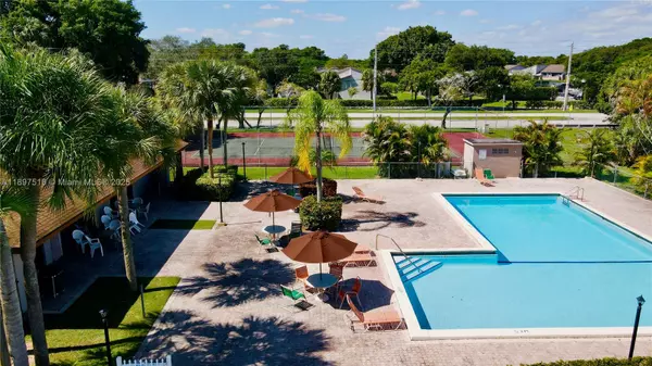 Miami, FL 33176,10825 SW 112th Ave #117