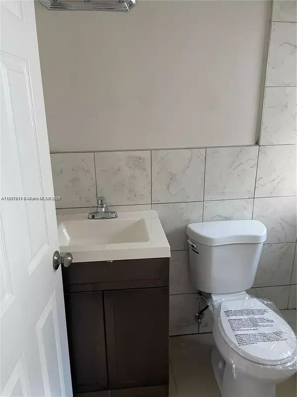 Miami, FL 33138,8321 NE Miami Ct #2