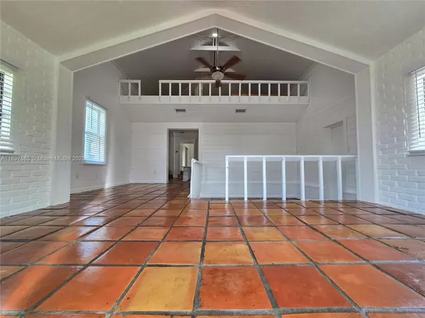 Deerfield Beach, FL 33441,56 SE 3rd Ave