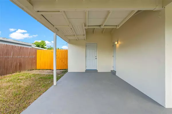 Margate, FL 33068,432 SW 64th Ter