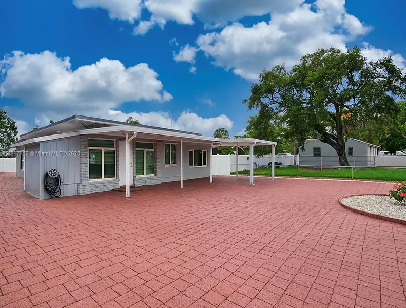 6120 Hayes St #A, Hollywood, FL 33024