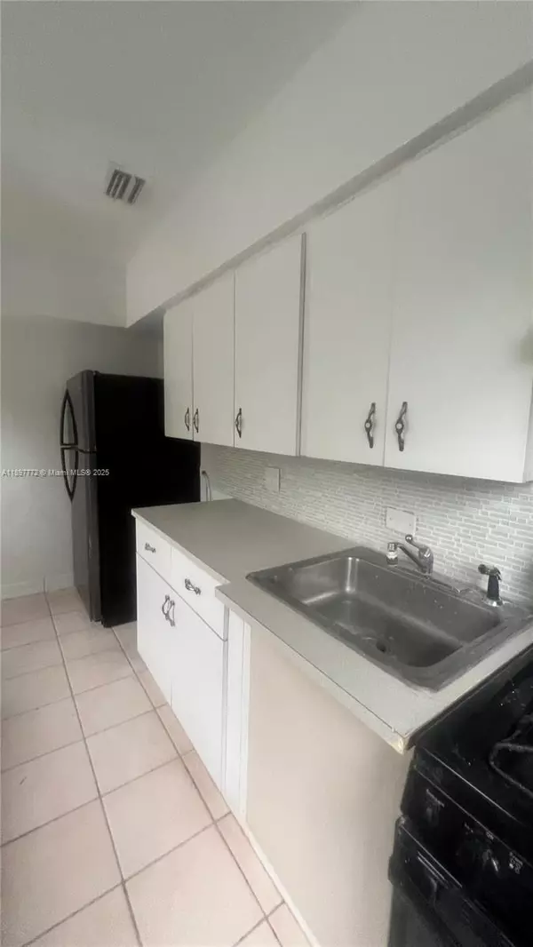 Miami, FL 33127,413 NW 33rd St #B