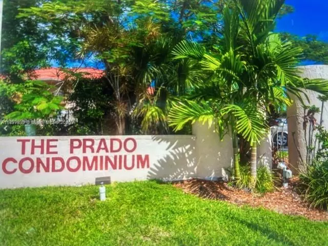 Miami, FL 33176,10661 SW 108th Ave #2E