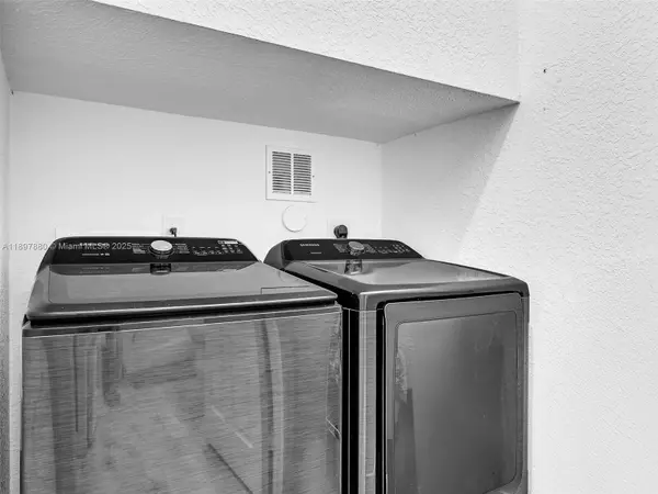 Sunrise, FL 33351,9125 NW 40th St