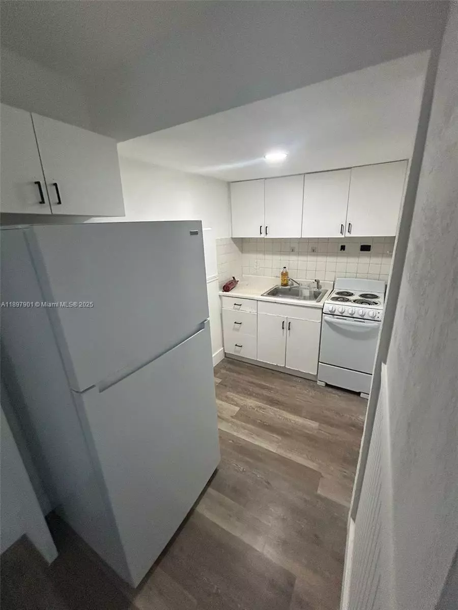 Fort Lauderdale, FL 33311,1035 N Andrews Ave #1-6