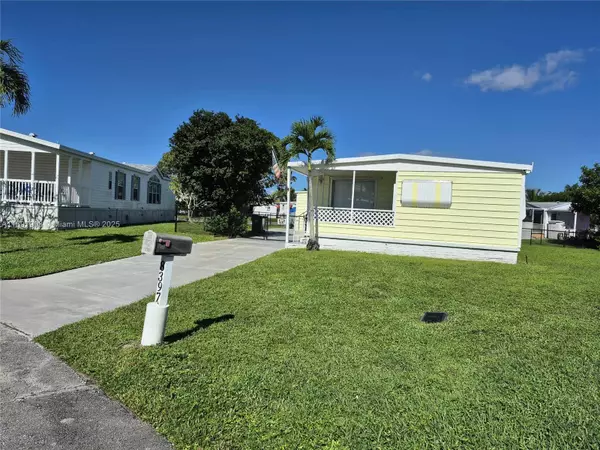 Davie, FL 33324,8397 SW 21st Ct