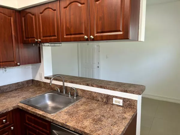 Deerfield Beach, FL 33064,620 Cypress Club Way #I13