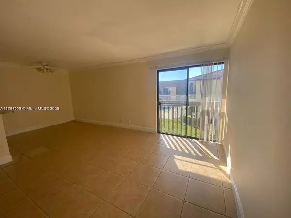 3031 NW 118th Dr #221D, Coral Springs, FL 33065