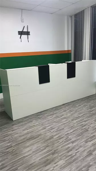 5 PALM PLAZA #Suite #5, Homestead, FL 33030