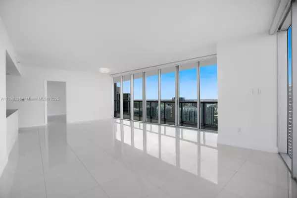 Miami, FL 33131,465 Brickell Ave #5002