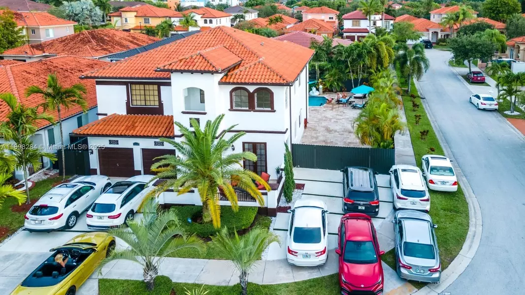 15268 SW 22nd Ter, Miami, FL 33185