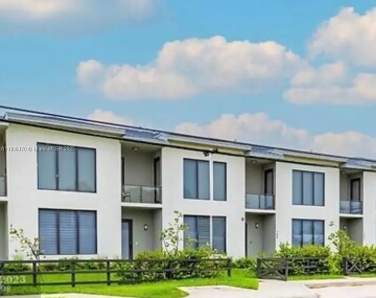 488 NW 40th Ct #488, Oakland Park, FL 33309