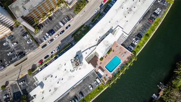 Hallandale Beach, FL 33009,401 Golden Isles Dr #1012