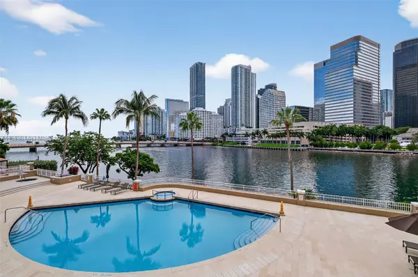 701 Brickell Key Blvd #1108, Miami, FL 33131