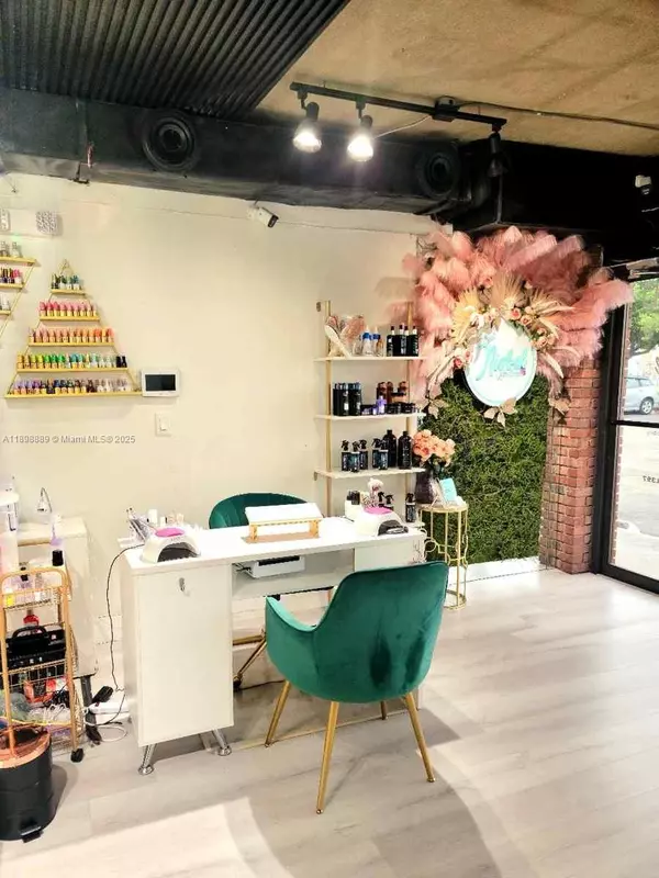 Pembroke Pines, FL 33024,7991 Johnson st