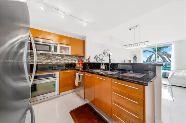 Miami, FL 33132,253 NE 2nd St #1109