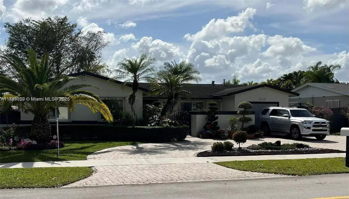 Miami, FL 33186,Address not disclosed