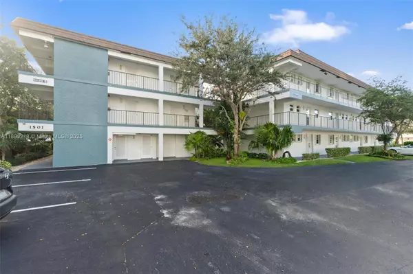 Lauderdale By The Sea, FL 33062,1501 S Ocean Blvd #318