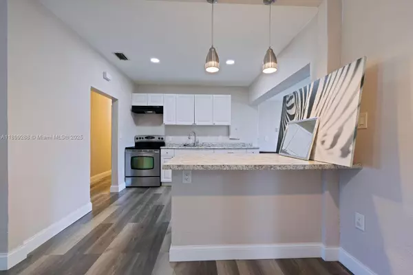 Miami, FL 33176,Address not disclosed