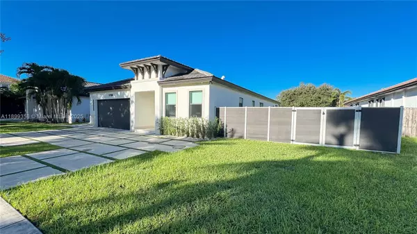Palmetto Bay, FL 33157,17320 SW 92nd Ct