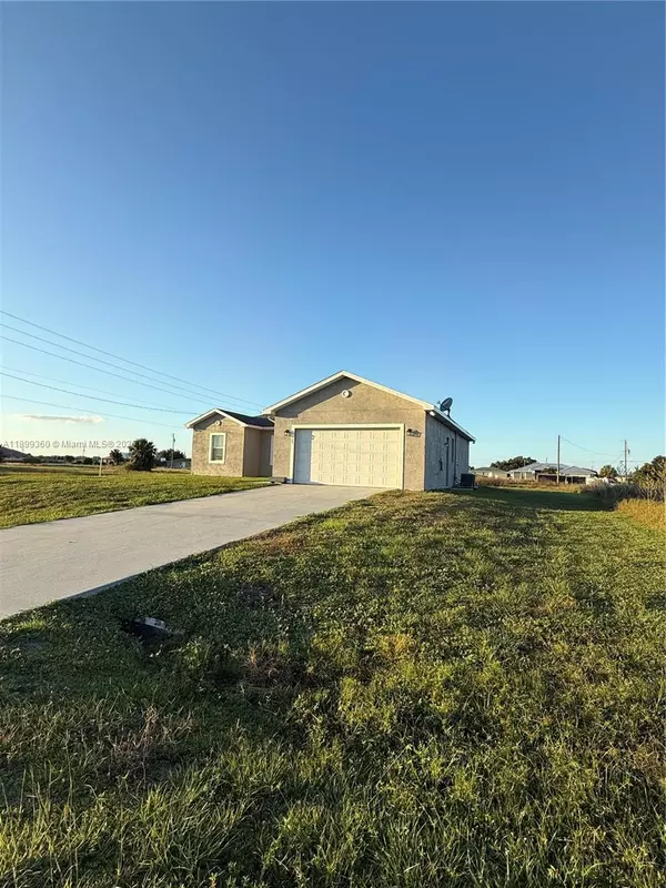 La Belle, FL 33935,1025 Jupiter Lp