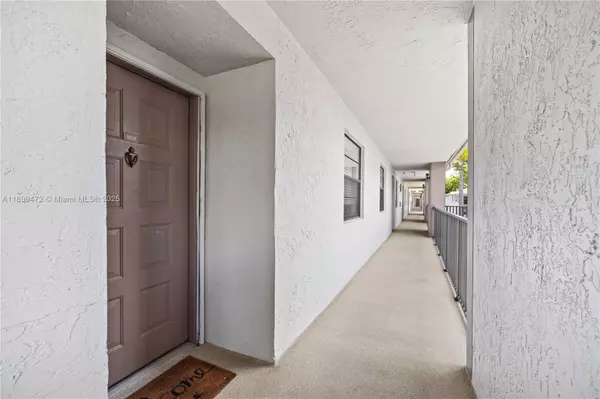 Tamarac, FL 33321,9814 W Mcnab Rd #204