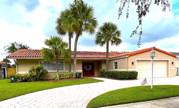 15121 Garvock Pl, Miami Lakes, FL 33016