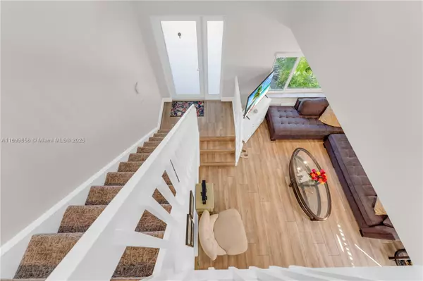 Coral Springs, FL 33071,11764 SW 1st St