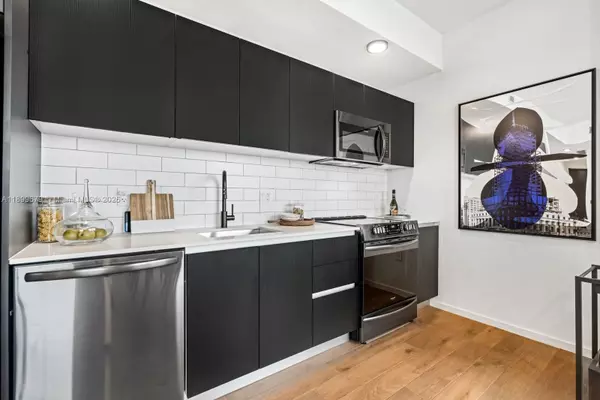 Miami, FL 33132,398 NE 5th St #4409