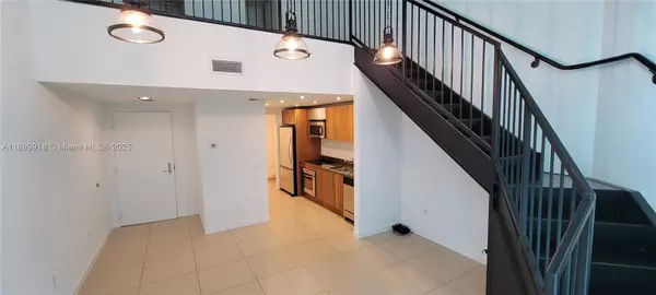 Miami, FL 33131,300 S Biscayne Blvd #L-1004