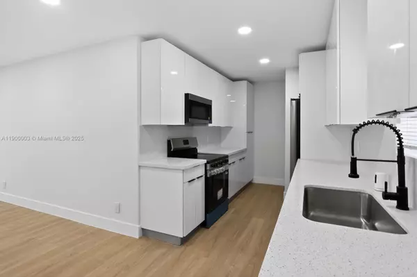 Lauderhill, FL 33311,3241 NW 16th St