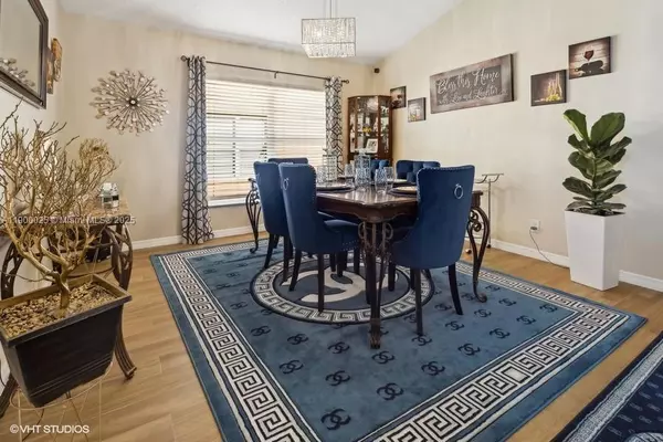 Davenport, FL 33897,144 Sevilla Avenue