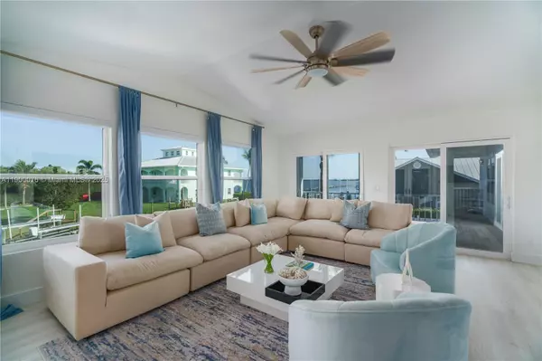 Fort Pierce, FL 34946,474 Peninsula Dr