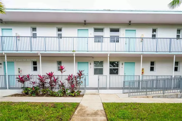 1950 NW 2nd Ct #10, Miami, FL 33136
