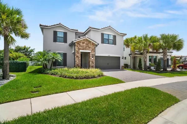 Tamarac, FL 33321,8036 NW 78th St