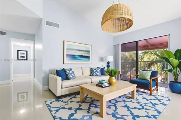 Miami, FL 33193,15520 SW 80th St #B-301