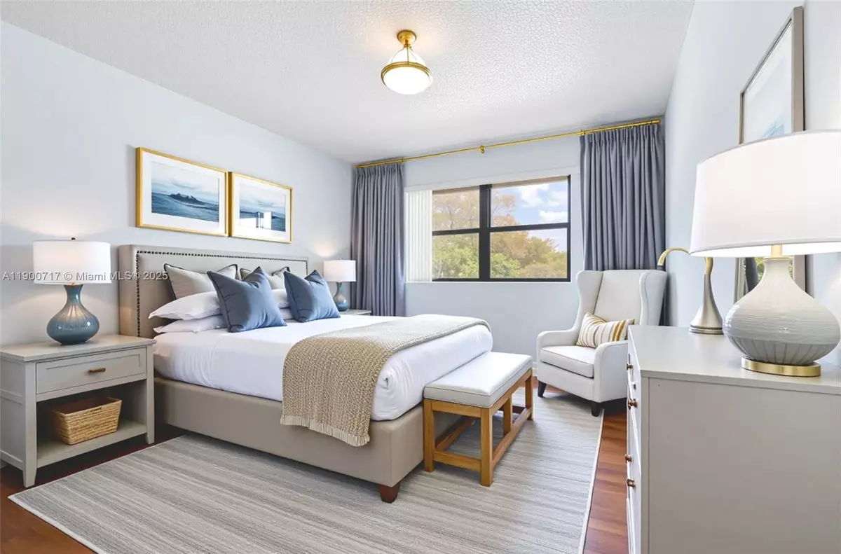 Miami, FL 33193,15520 SW 80th St #B-301