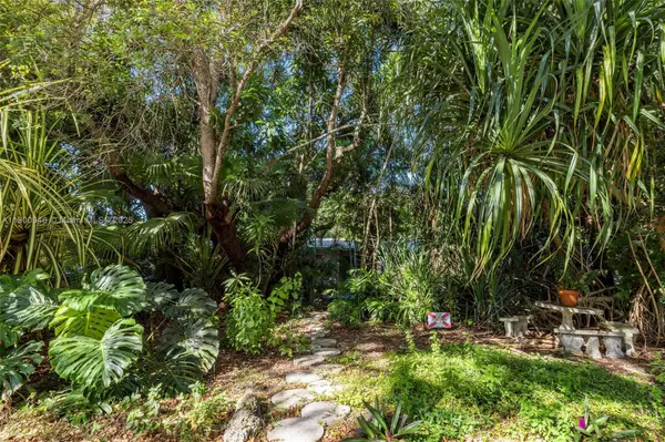 Palmetto Bay, FL 33157,15290 SW 82nd Ave