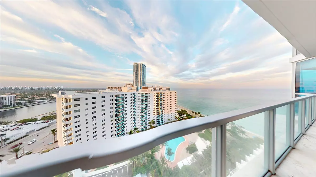 Hollywood, FL 33019,3101 S Ocean Dr #1705