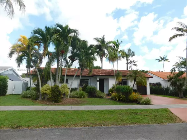 12925 SW 207th Ln, Miami, FL 33177