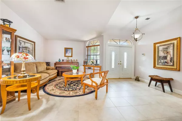 Miami, FL 33175,3743 SW 133rd Pl