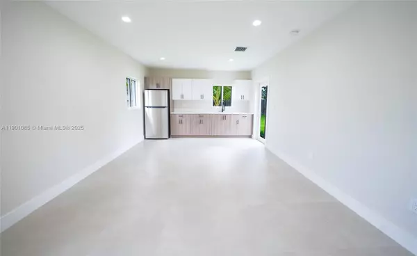 Miami, FL 33177,11820 SW 189th St #1