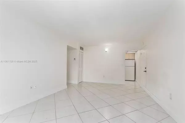 Pinecrest, FL 33156,8605 SW 68th Ct #22