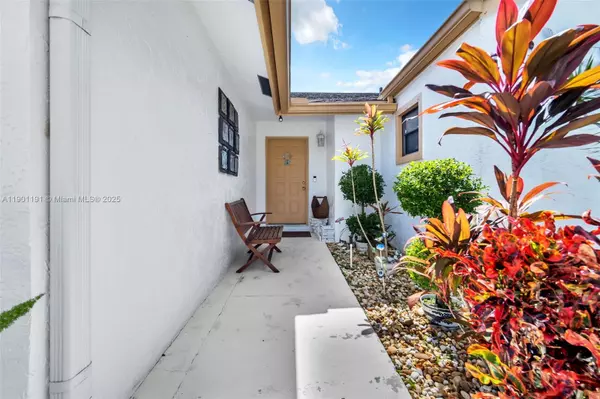 Sunrise, FL 33351,10640 NW 32nd St