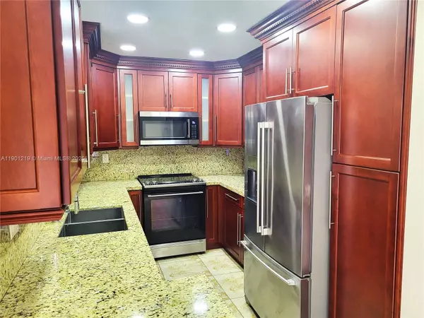 Miami, FL 33183,13520 SW 64th Ln #13522