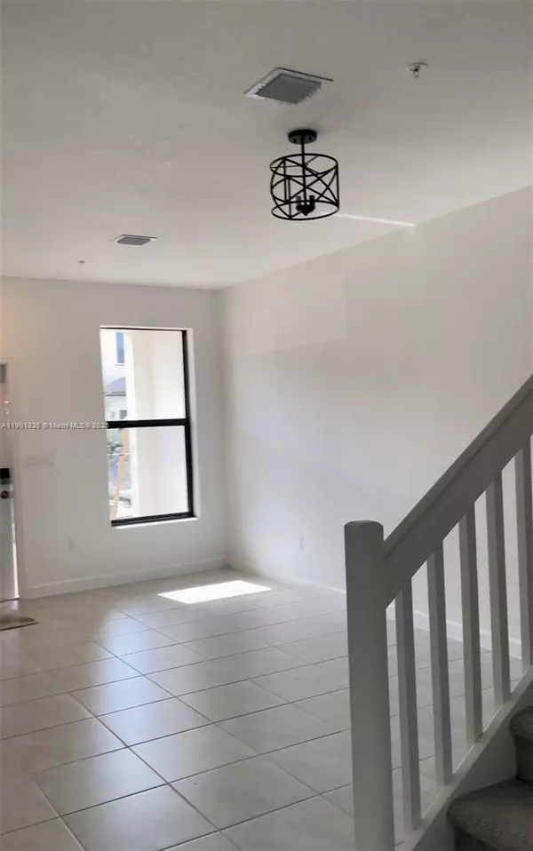 Pembroke Pines, FL 33027,249 SW 159th Way #249