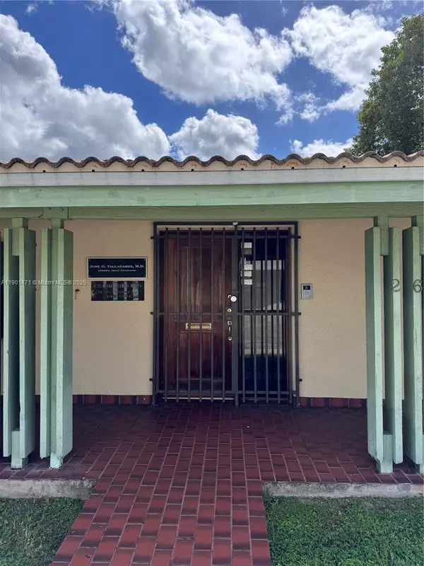 Miami, FL 33135,2660 SW 3rd St